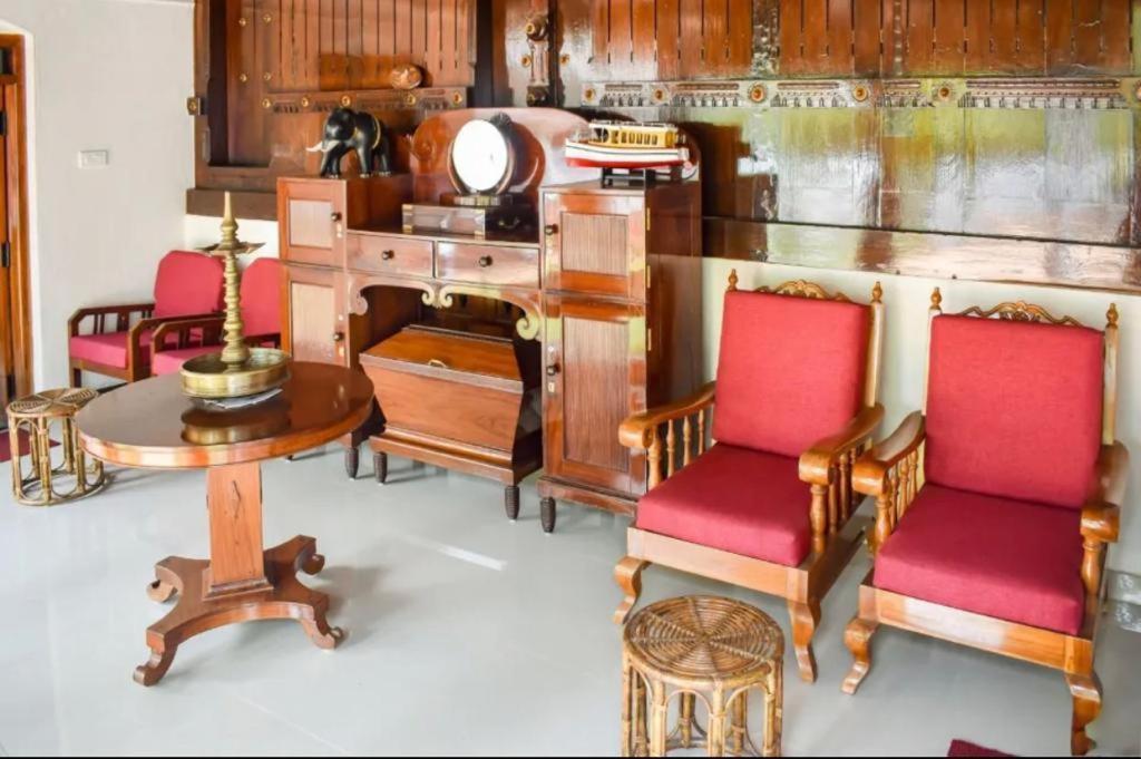 קומרקום Babira Brookside Heritage Resort מראה חיצוני תמונה