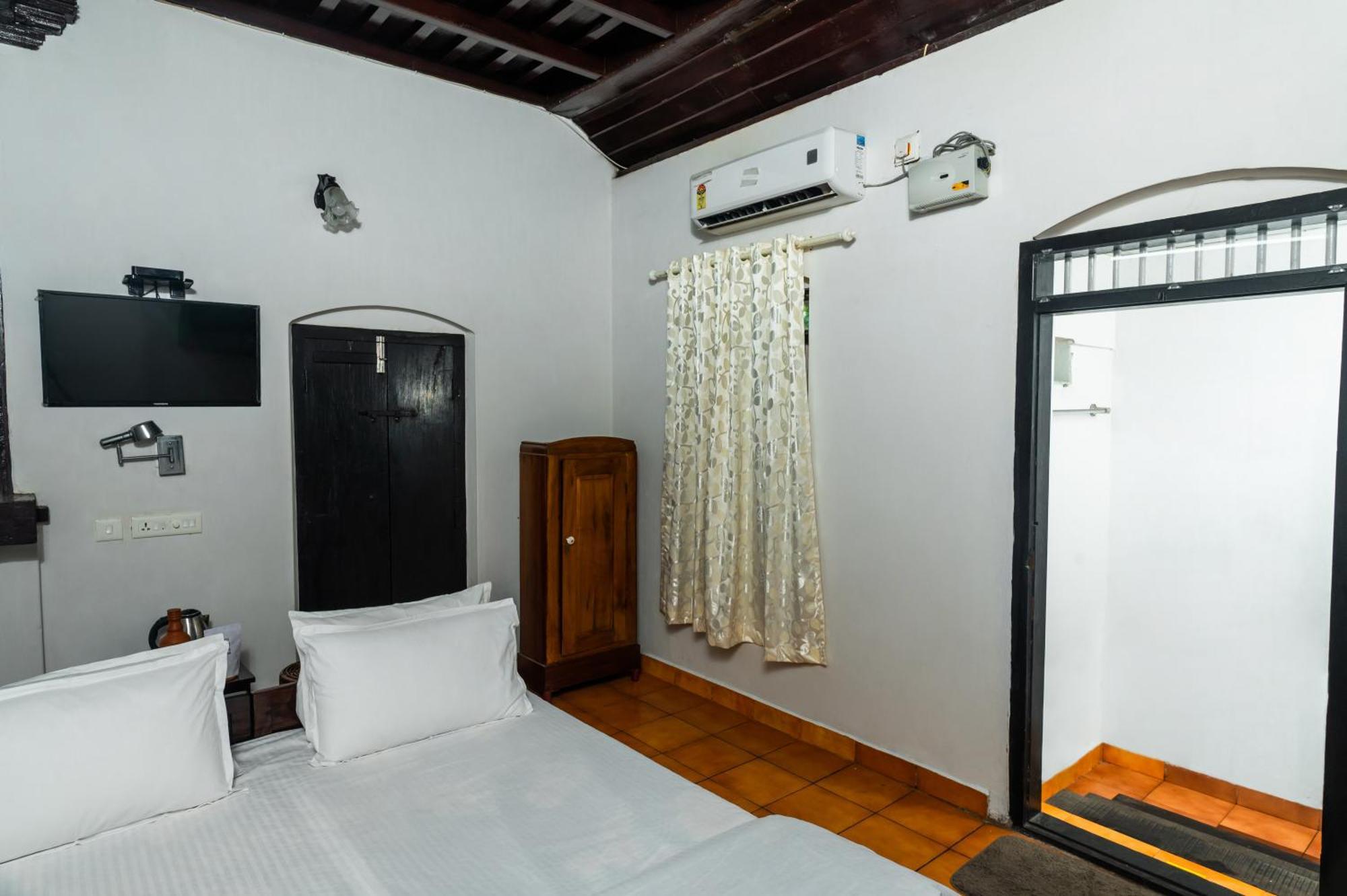 קומרקום Babira Brookside Heritage Resort מראה חיצוני תמונה